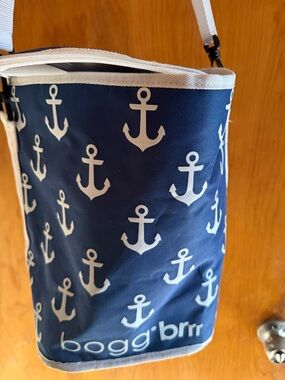 Navy Anchor Bogg Brr